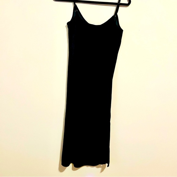 NWT! GAP Velvet Classic Midi Slip Dress size XS in black - Picture 6 of 10